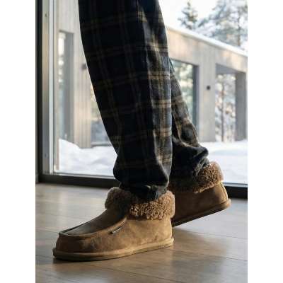 04349 Auckland Suede Brown