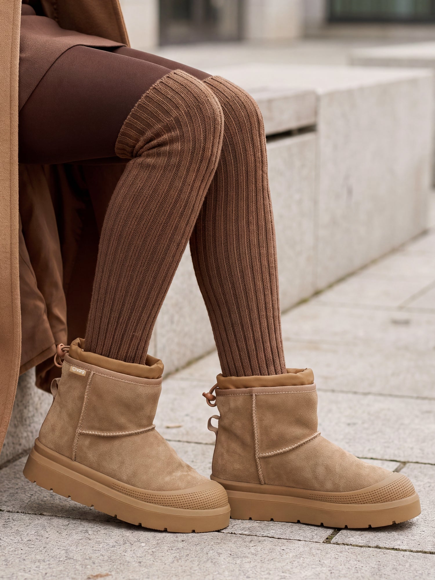 05662 Warm Suede Wool Boot