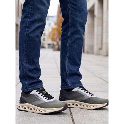 06160 Forest Aero Sneaker