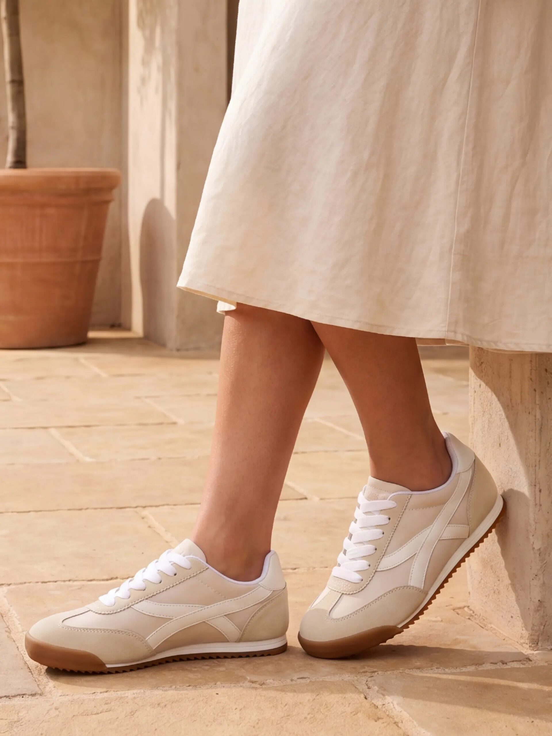 06242 Retro Sneaker Beige