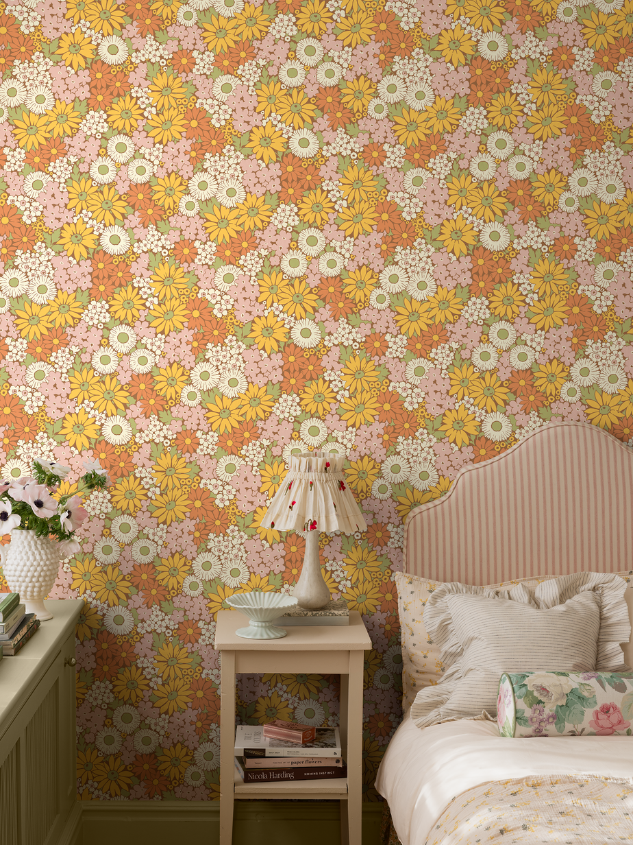 -30 % Flower Power 9169 NÅ 839,- pr. rull Før 1 199,-