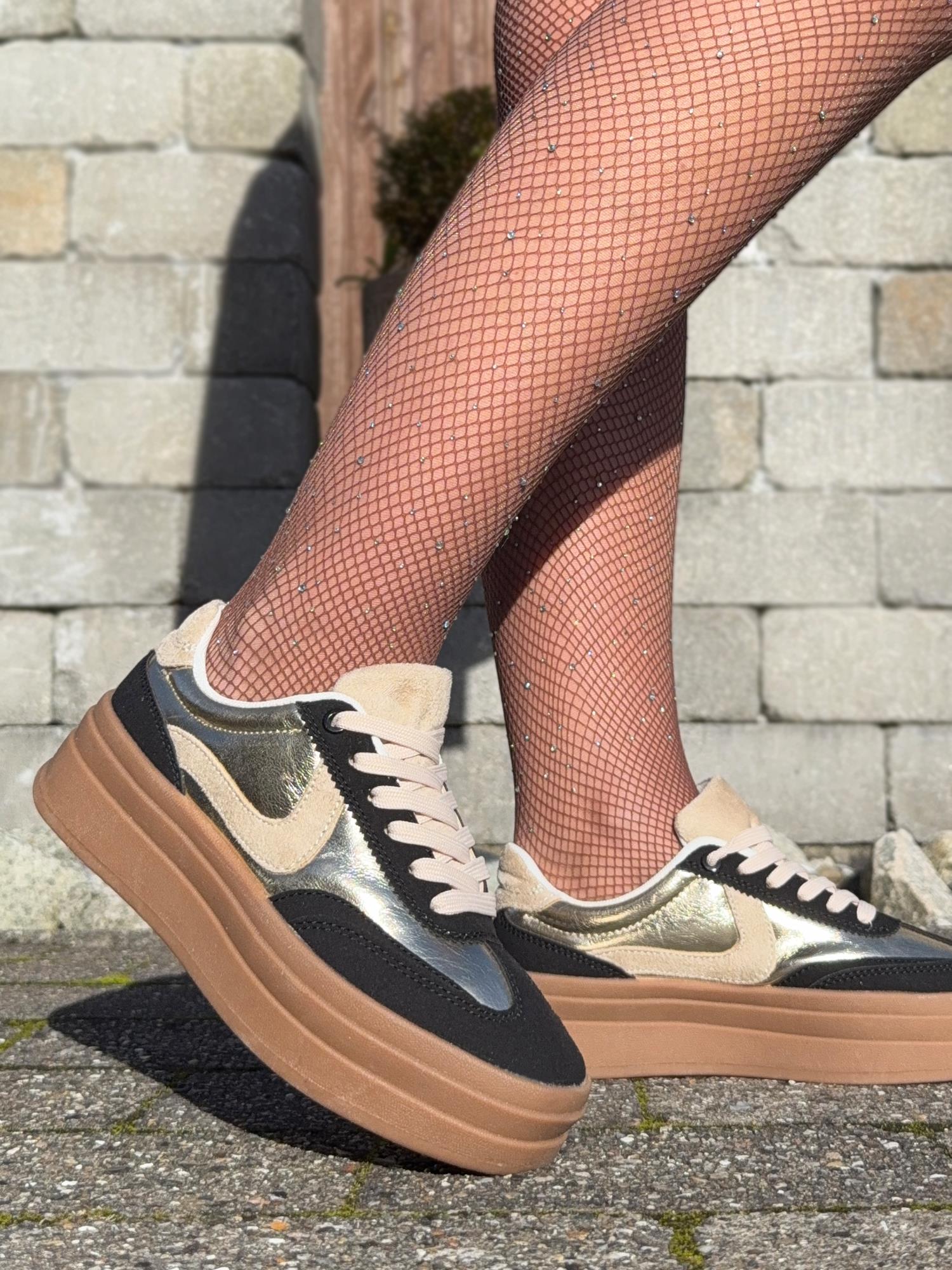 07128 Base Bold Sneaker Black Gold