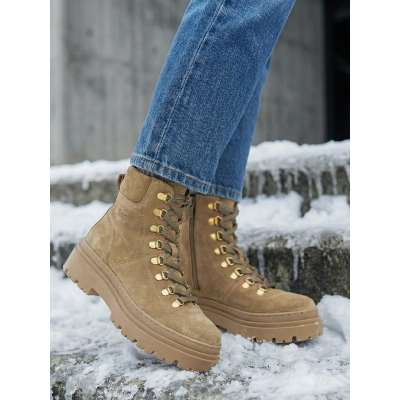 06164 Arezzo Suede Boots Camel