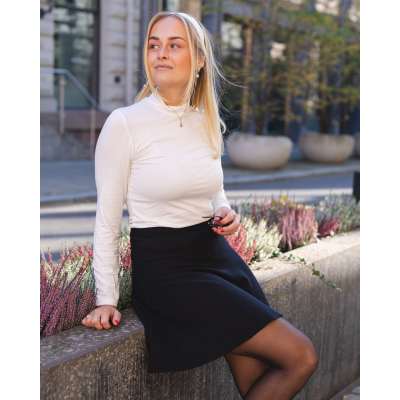 Pologenser Anna